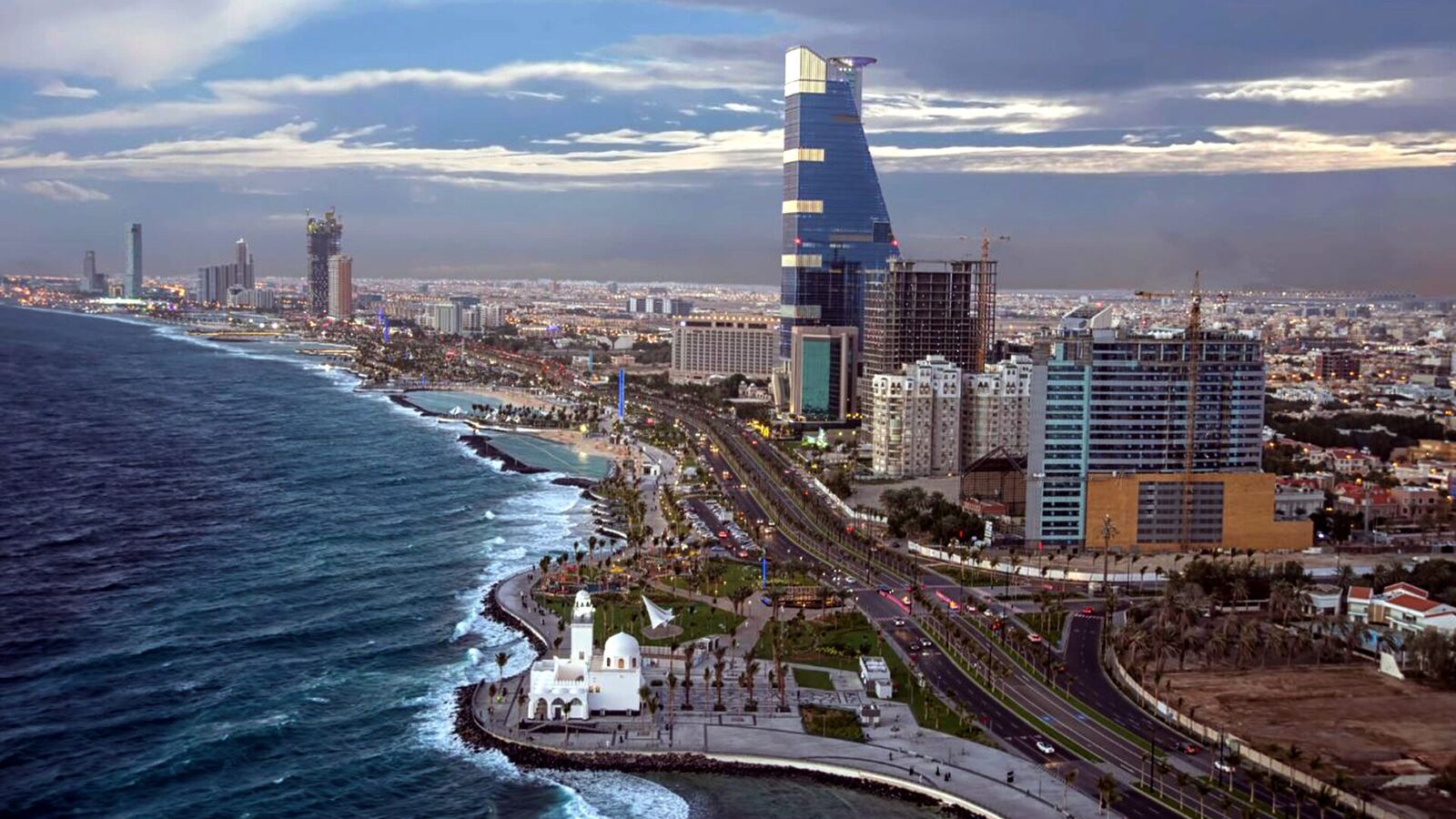 De kustlijn en skyline van Jeddah aan de Rode Zee