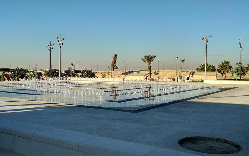 De boulevard aan de Golfkust bij Dammam